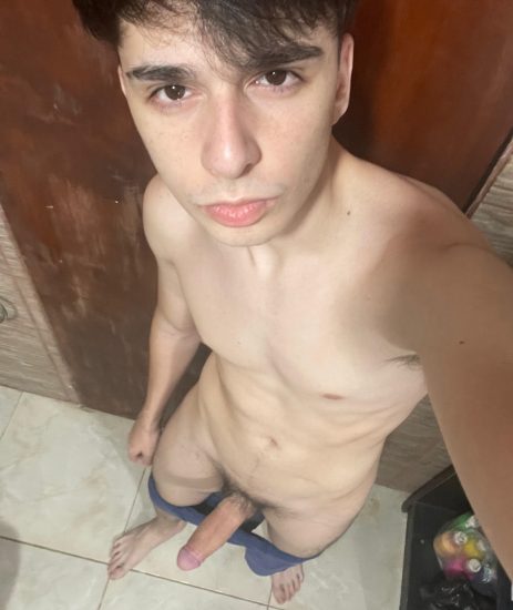 Boner boy taking a selfie